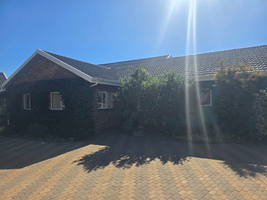 To Let 3 Bedroom Property for Rent in Jan Cillierspark Free State